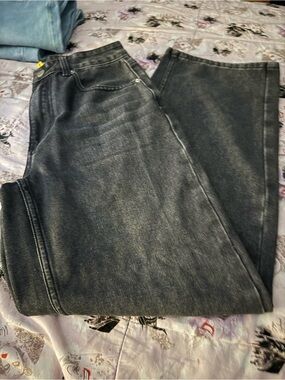 M.Y.O.U.R.S.A Black Wash High Rise Jeans | Size Small | Vintage Fade Denim